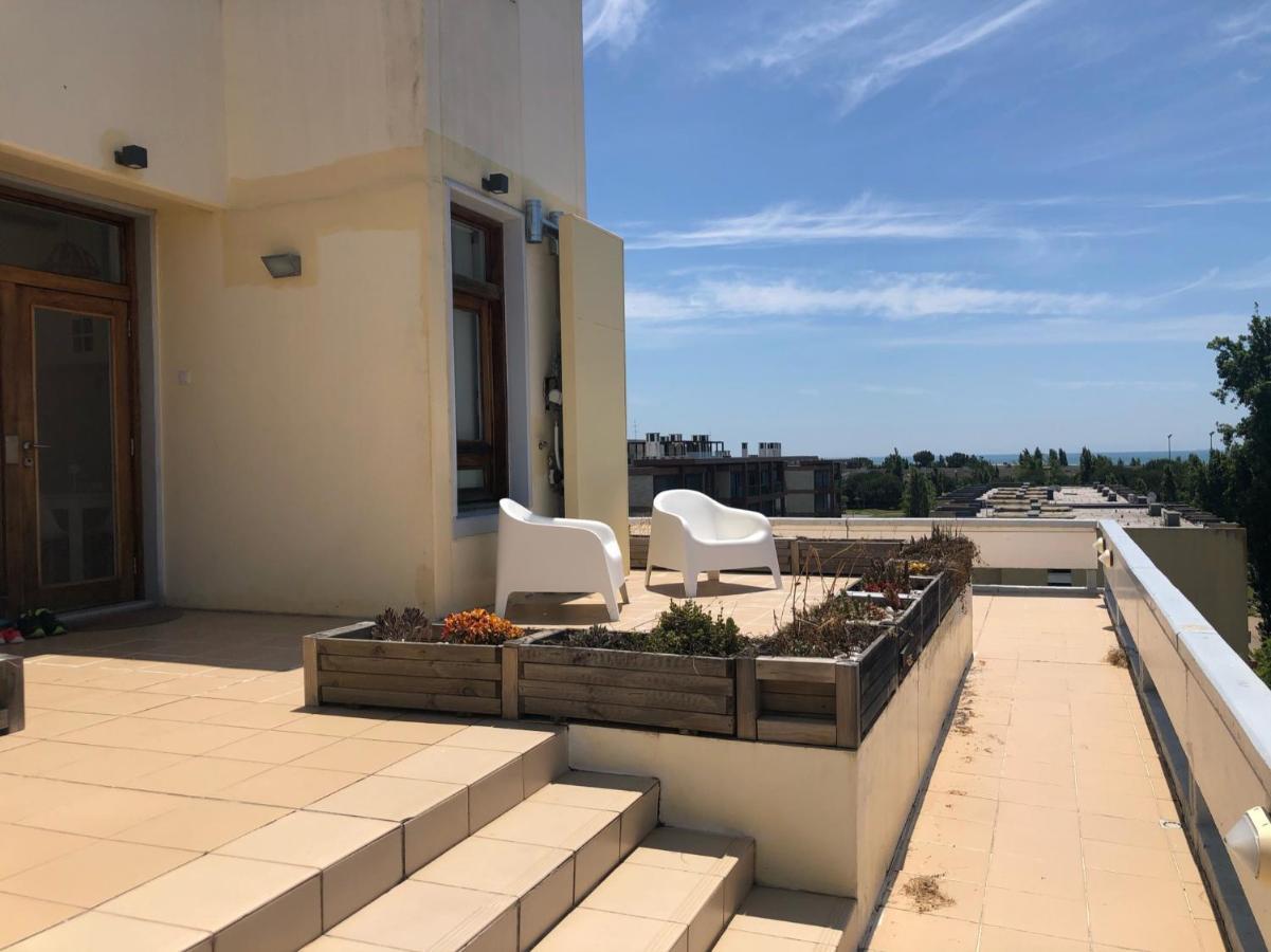 Beautiful Penthouse Apartment With Terrace - 4 Minute Walk To The Beach Tróia Esterno foto