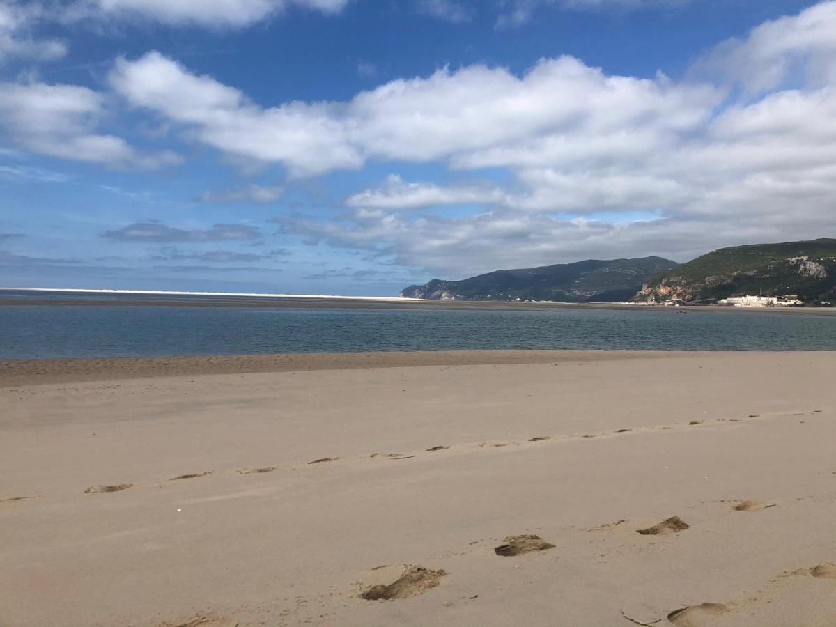 Beautiful Penthouse Apartment With Terrace - 4 Minute Walk To The Beach Tróia Esterno foto